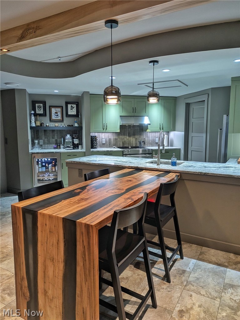 Admiralty Condo - Residential
