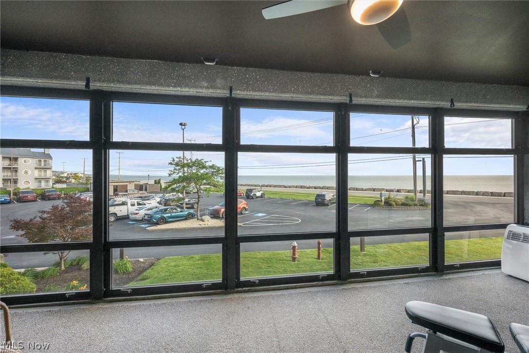 Admiralty Condo - Residential