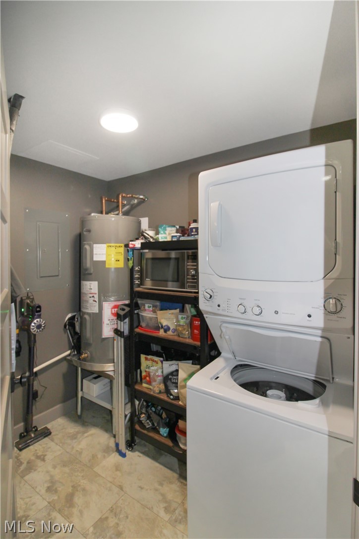 Admiralty Condo - Residential