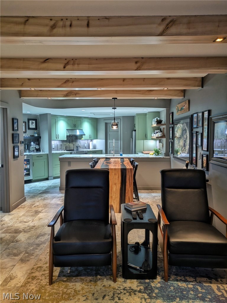 Admiralty Condo - Residential