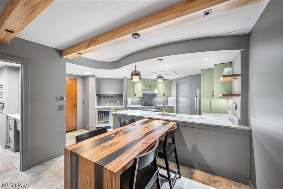 Admiralty Condo - Residential