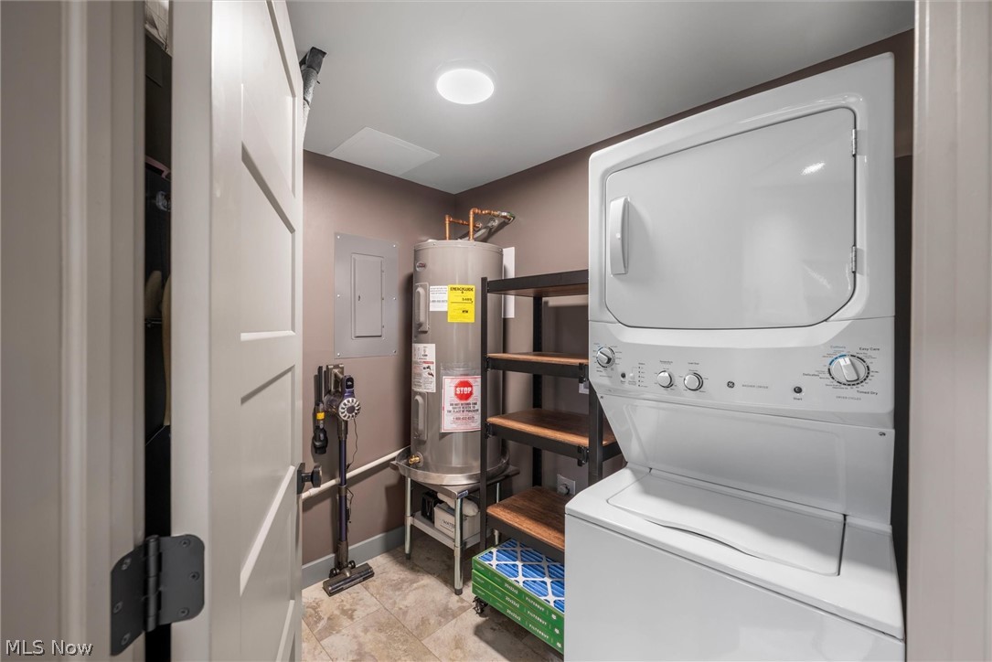Admiralty Condo - Residential