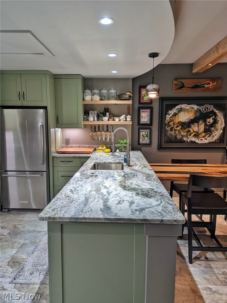 Admiralty Condo - Residential