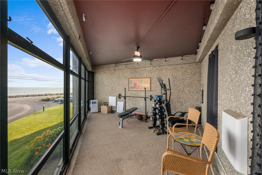 Admiralty Condo - Residential