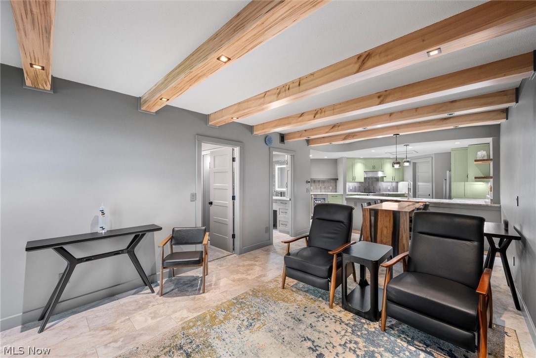 Admiralty Condo - Residential