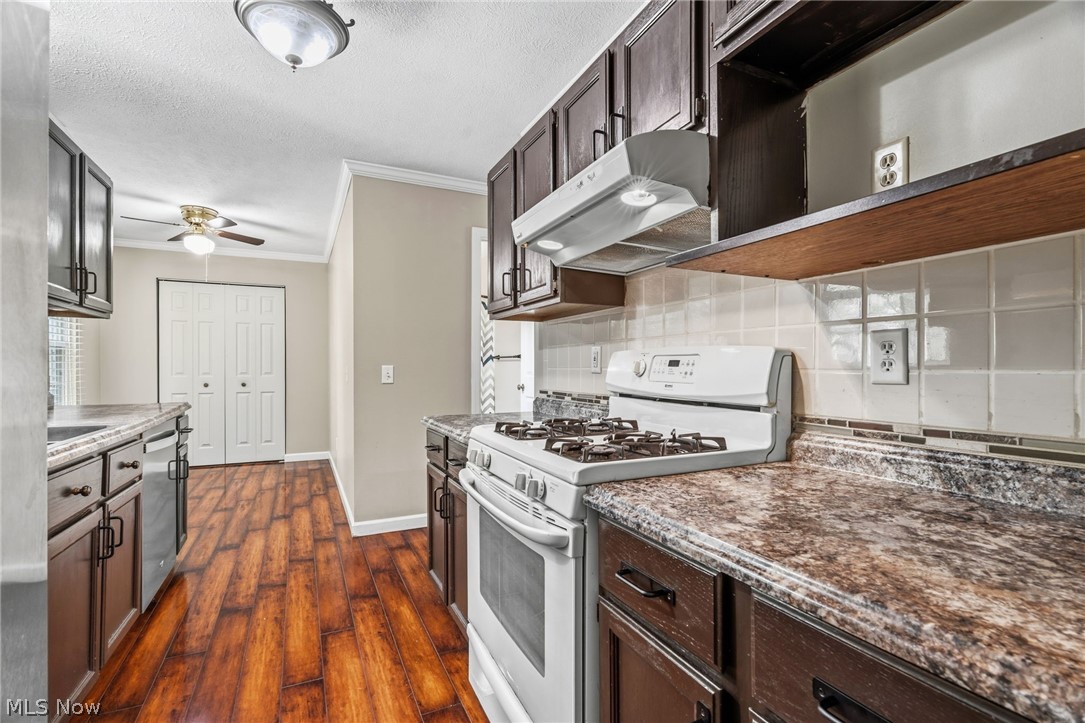 Brook Point Village Condo - Residential