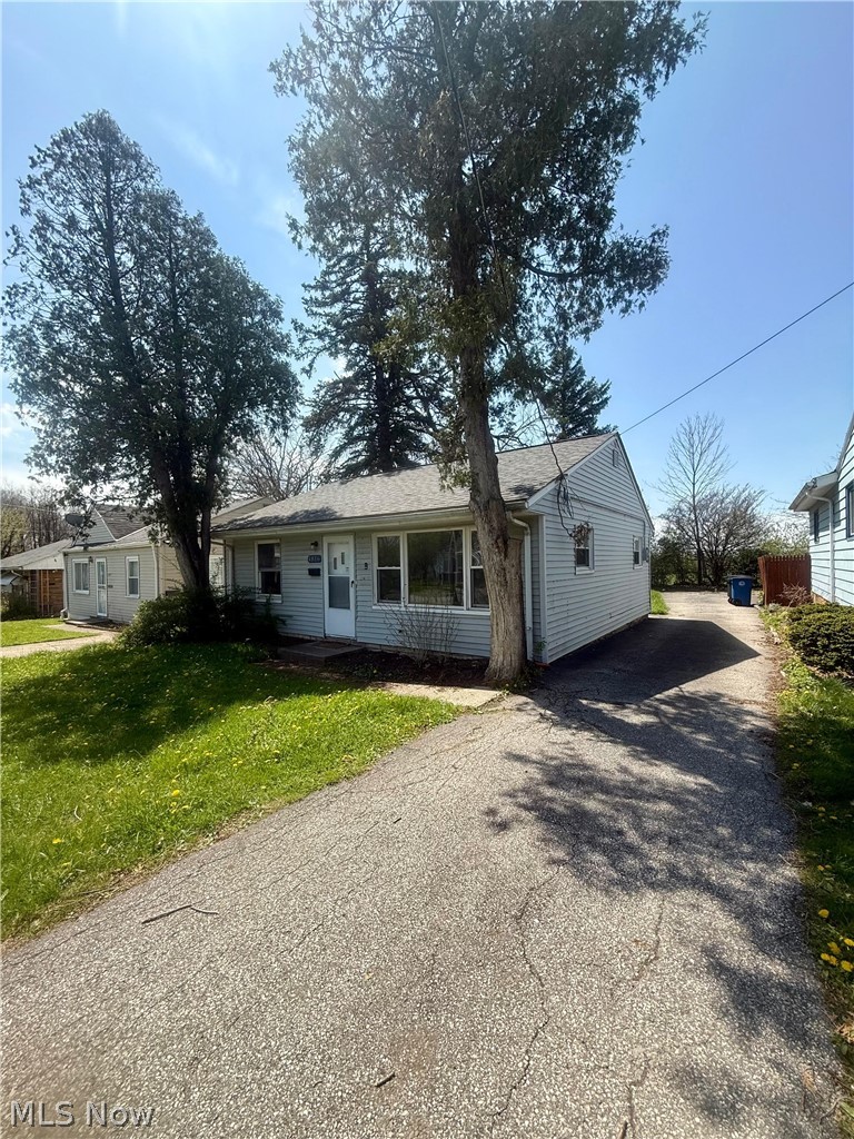 Lee Heights - Residential