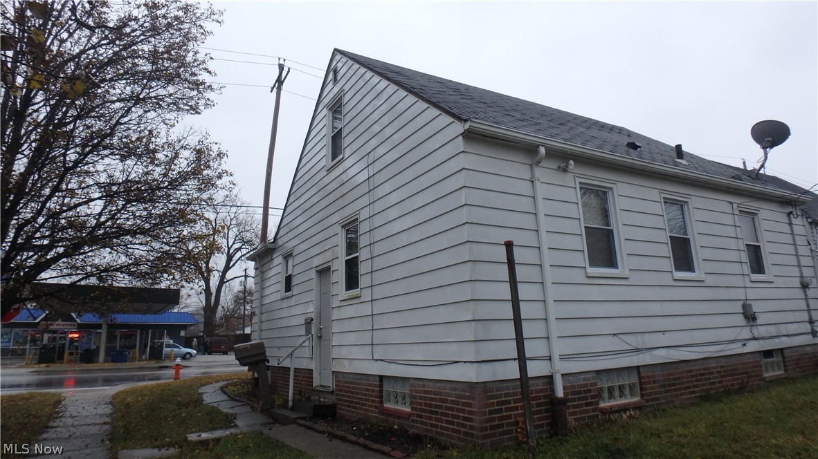 Ford Realty Co - Residential