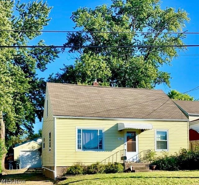 Welcome home to your 3 bedroom cape, nestled nicely in the heart of Firestone Park! 2 first floor bedrooms and a first floor full bath, original
oak floors in living room and all 3 bedrooms, new A/C in 2020. Completely fenced in back yard with a newer privacy fence on the North side of
the property & newer wood fence on the West side! Lots of fresh paint. Seller is offering a home warranty! 
Call today for a private viewing!