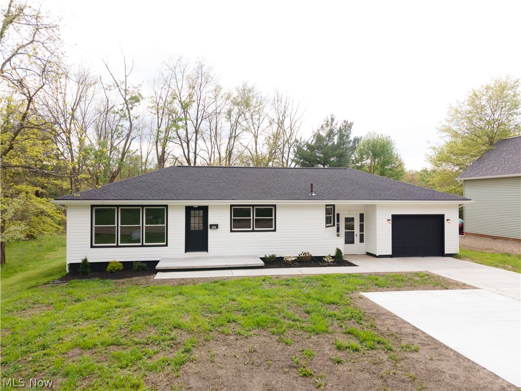 This is a real Gem Located in beautiful Canal Fulton! Updates since December 2025 include: Roof (with 15 year manufactures warranty), Gutters and Downspouts, Furnace, Central Air, 200 amp Electric service panel, Windows, LVP flooring, Carpet. Fully updated Kitchen with Appliances. Fully finished basement with full bath/laundry room. Newly poured front stoop, driveway and backyard patio. Don't miss out on this one, schedule your showing today!