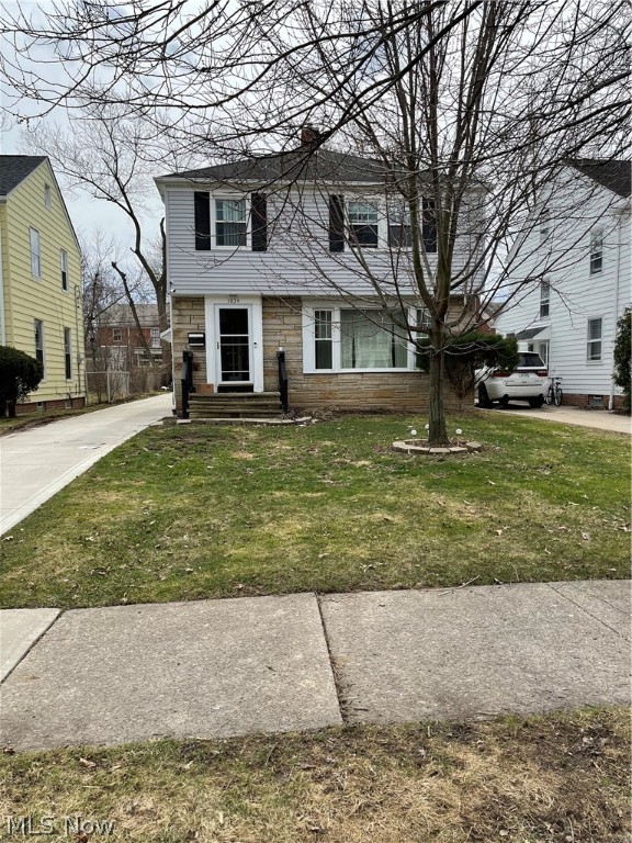 Brand new kitchen with granite counter tops and new cabinets. Includes stove and dishwasher. Brand new concrete driveway, new a/c, newer furnace and hot water tank, B-dry, 100-amp breaker, Garage was built in 2008 and garage roof replaced in 2017, brand new carpet on steps and in back room/den, includes washer and dryer, 7 camera dvr, newly painted, fire pit and newer vinyl window. House is move-in ready. Six houses down from Walter Stinson Park.