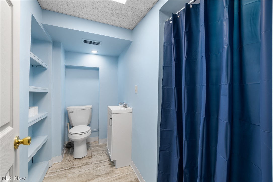 Mccourt - Commercial Sale