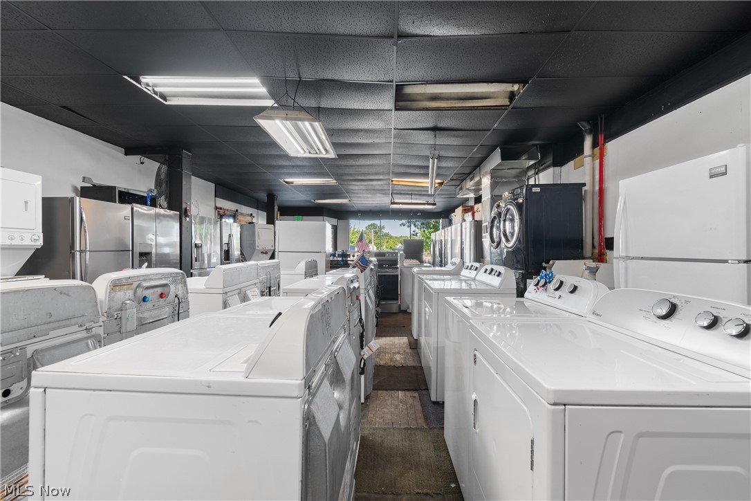 Mccourt - Commercial Sale