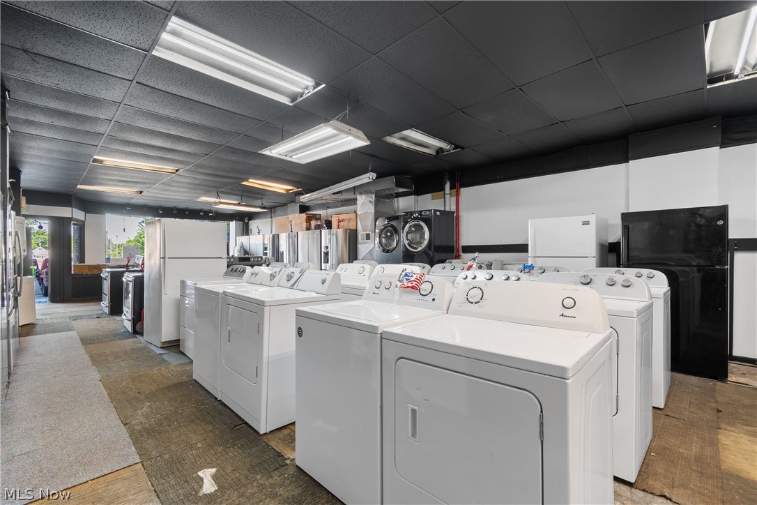 Mccourt - Commercial Sale