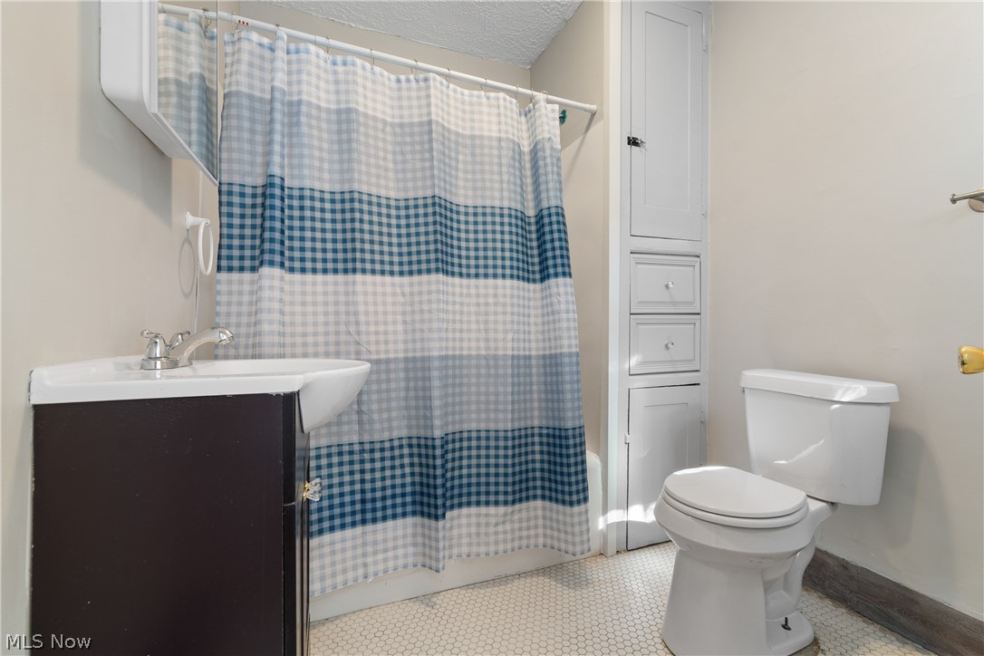Mccourt - Commercial Sale