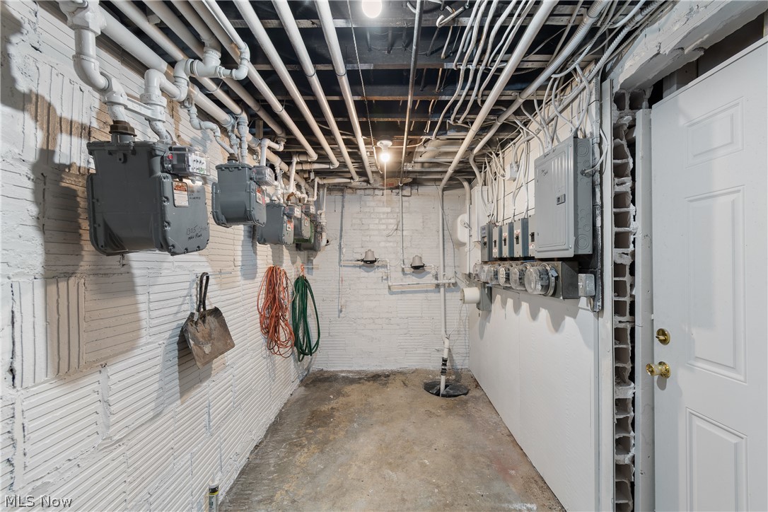 Mccourt - Commercial Sale