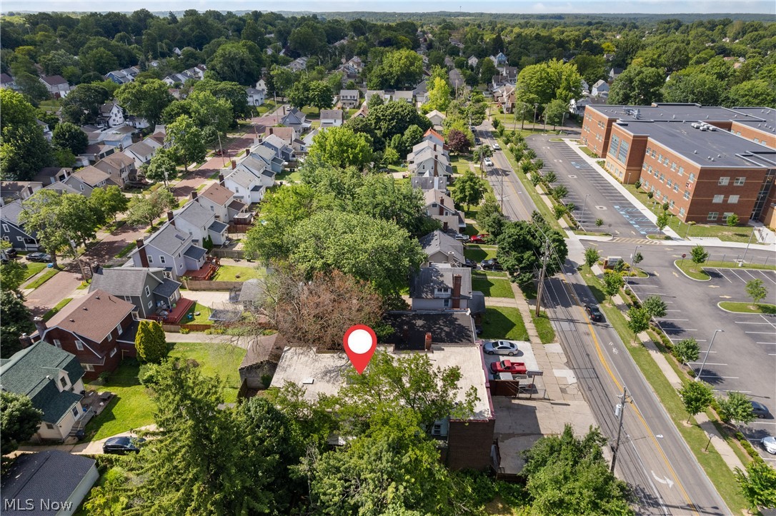 Mccourt - Commercial Sale