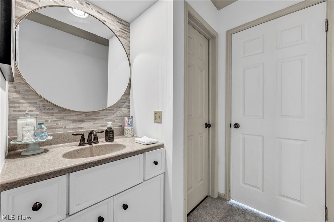 Oak Hollow Condo - Residential