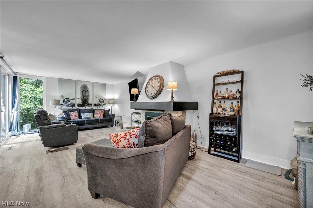 Oak Hollow Condo - Residential