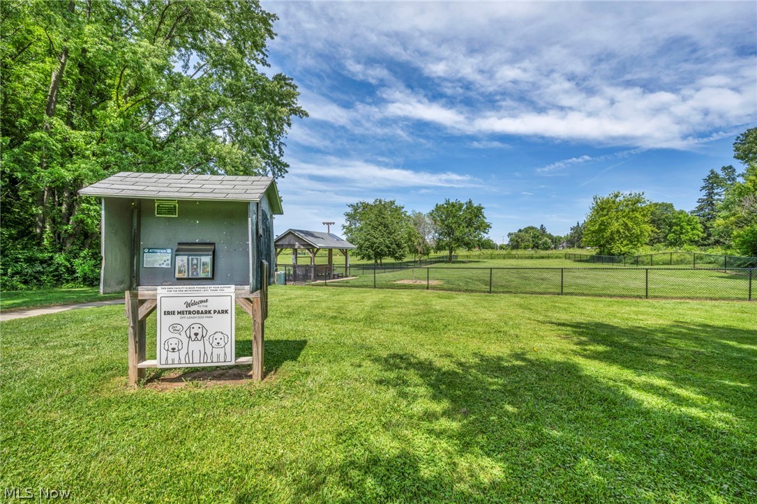 Oak Hollow Condo - Residential