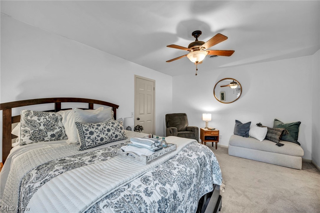 Oak Hollow Condo - Residential