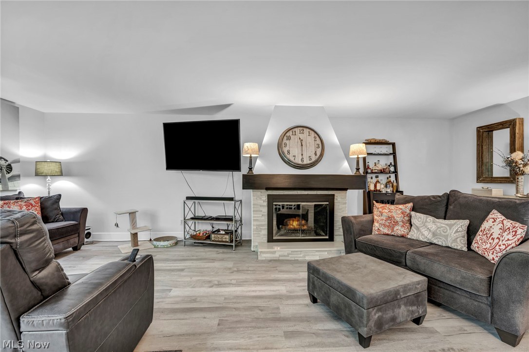 Oak Hollow Condo - Residential