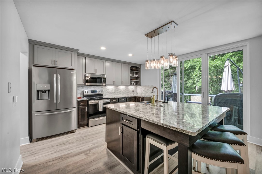 Oak Hollow Condo - Residential