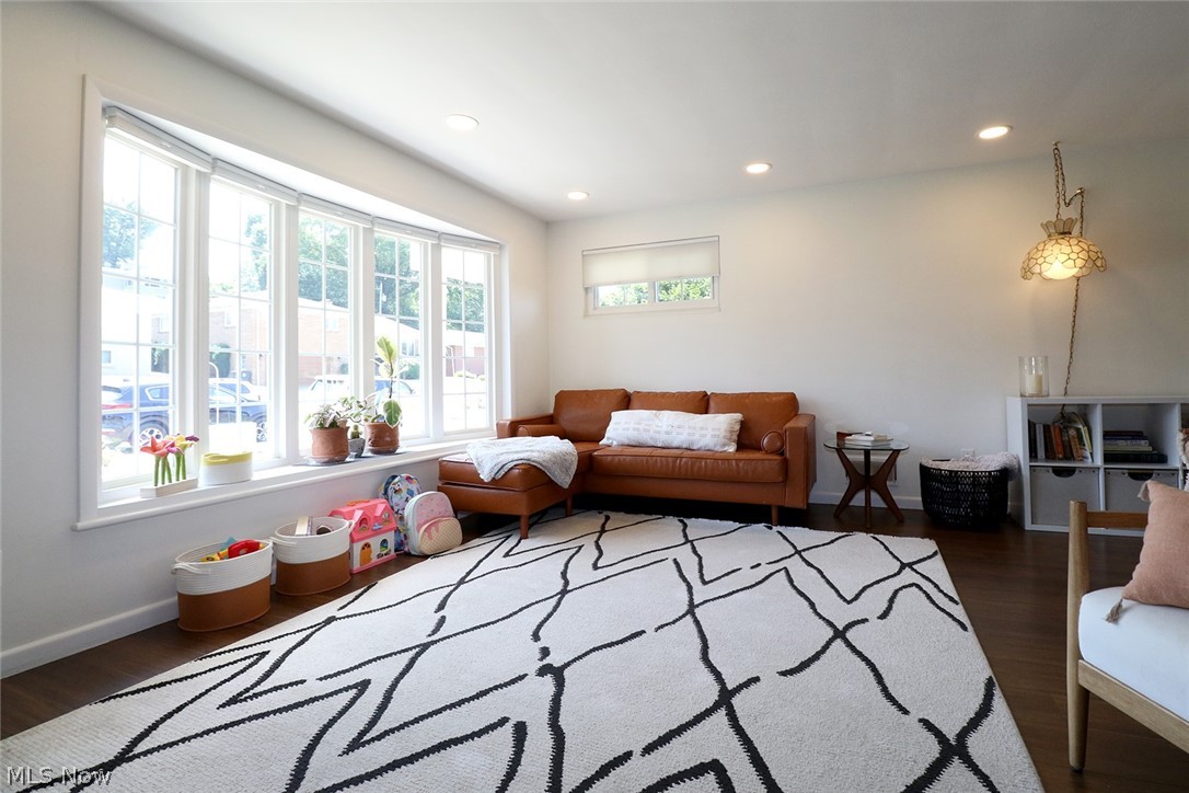 Dixon Heights - Residential
