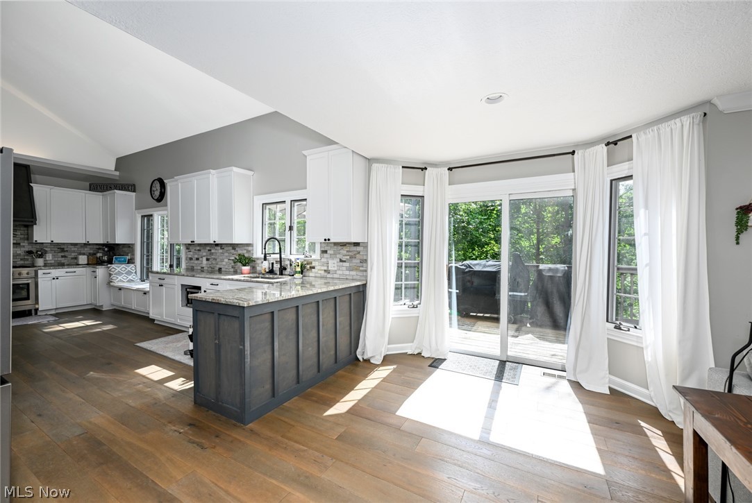 Stones Throw - Residential