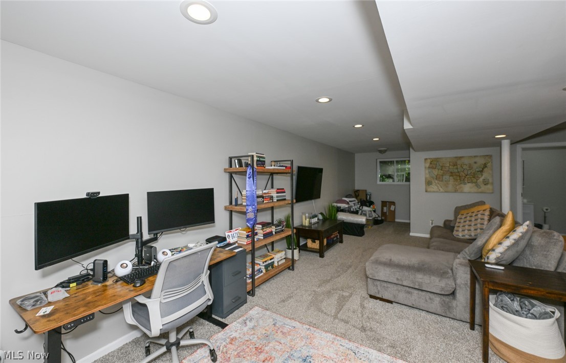 Stones Throw - Residential