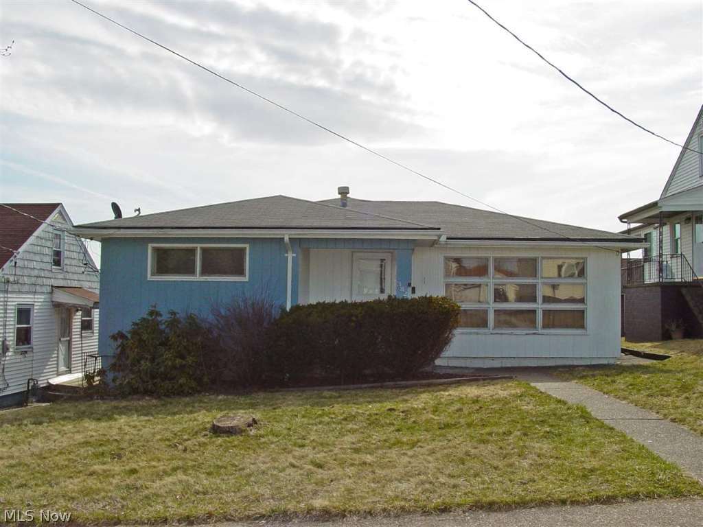 Nice location for this 3 BR ranch. Hardwood flooring in the LR, FDR & all 3 BRs. The basement has a Rec room & 3/4 bath. There is also a screened back porch & a 2 car tandem garage. This house even comes with a home warranty! Call to see this home today!