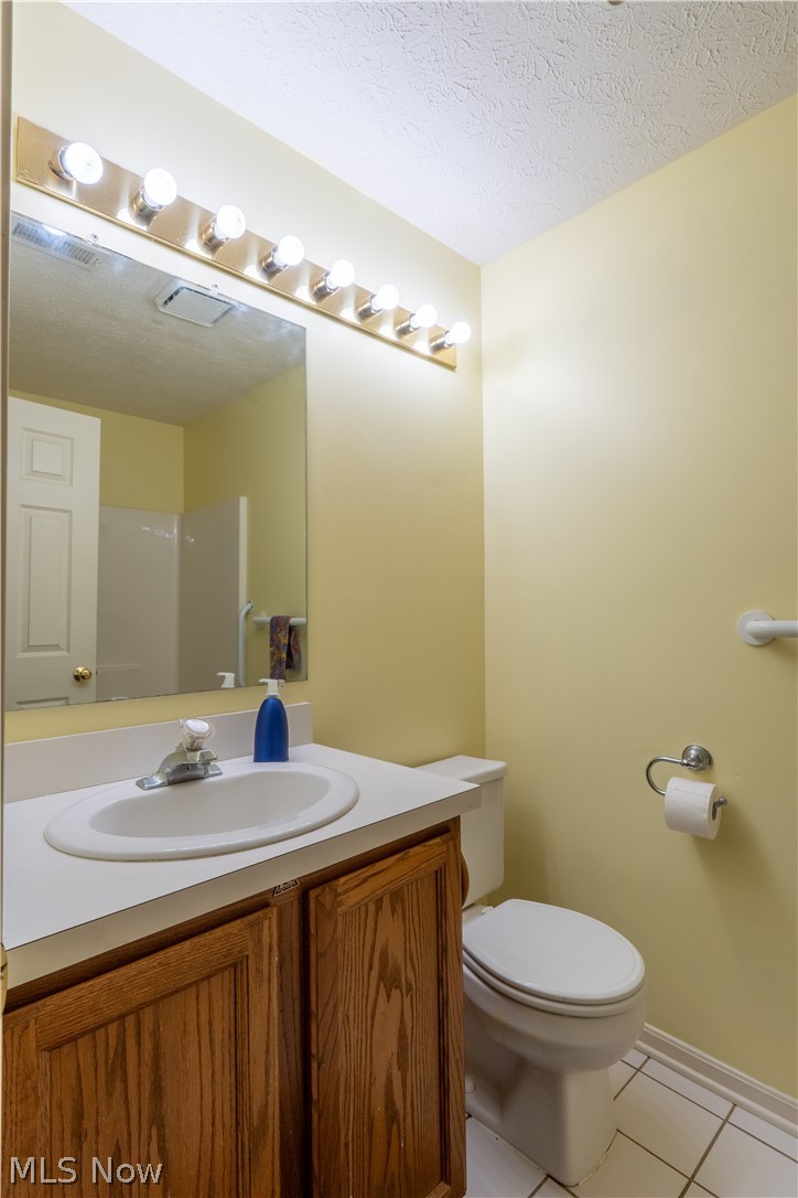 Woodbury Condo - Residential