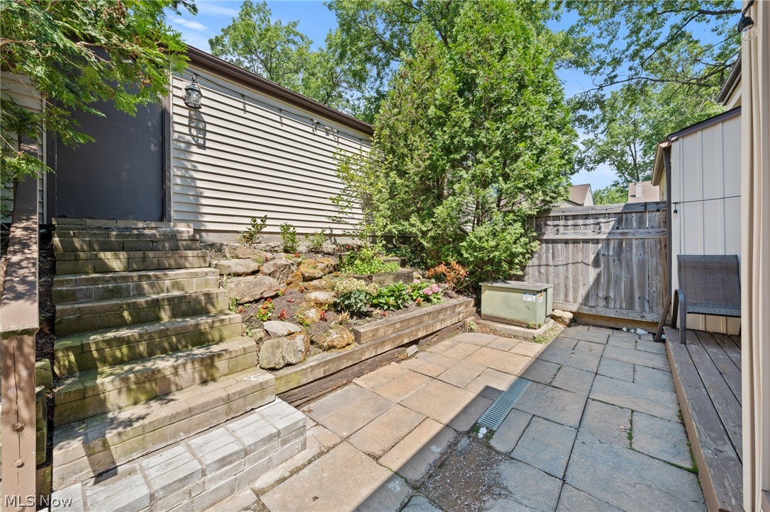 Maples/Aintree Condo - Residential
