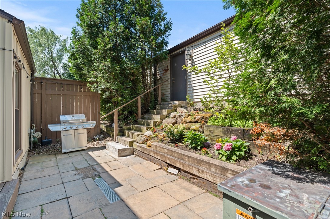 Maples/Aintree Condo - Residential