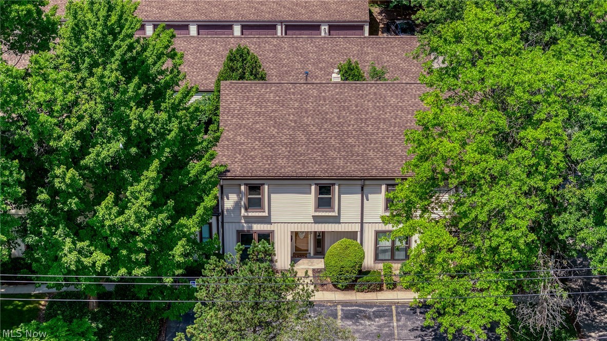 Maples/Aintree Condo - Residential
