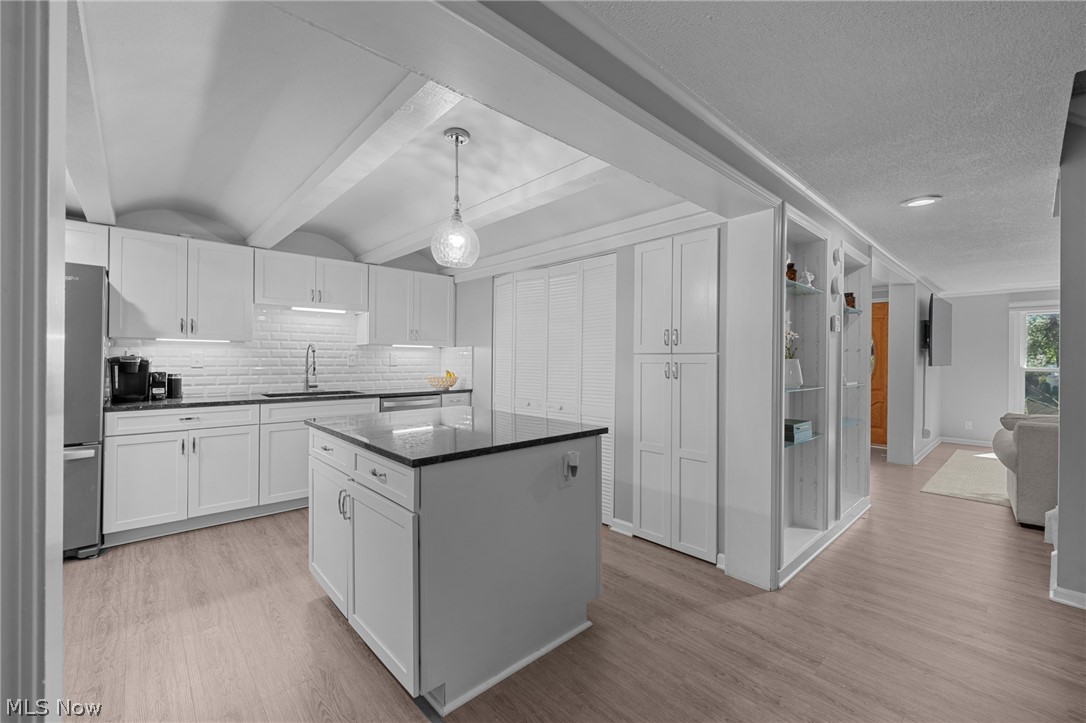 Maples/Aintree Condo - Residential