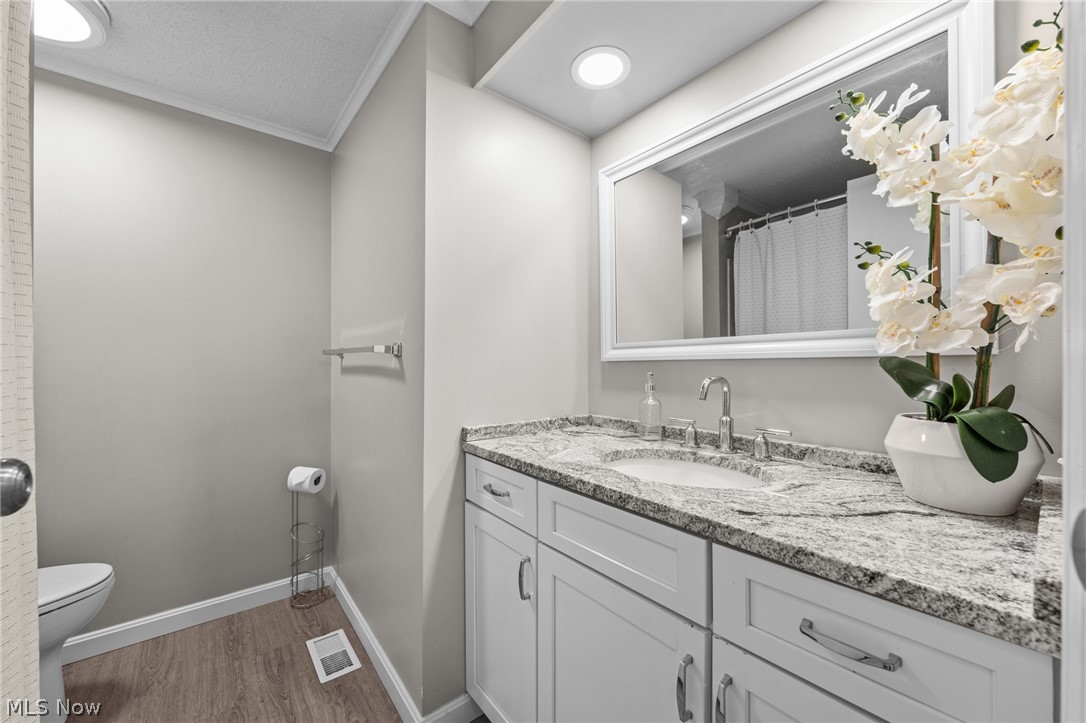 Maples/Aintree Condo - Residential