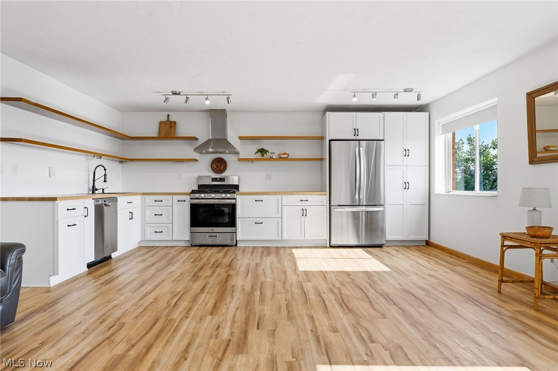 Coral Rock Condo - Residential