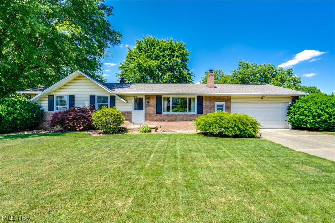 Amherst Knolls - Residential