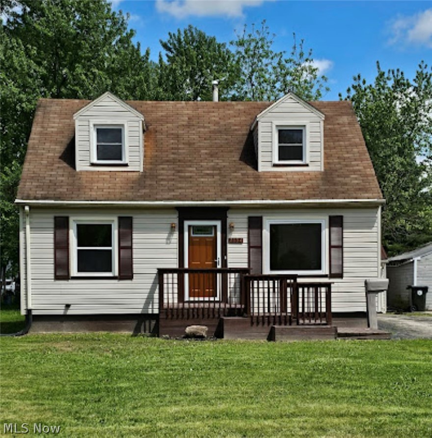 Welcome home to this beautifully updated Cape Cod nestled in a quiet neighborhood on the northwest side of Warren. From the moment you step inside, you’ll appreciate the tasteful updates and warm, inviting feel throughout. The spacious living room flows seamlessly into the dining room, creating the perfect layout for everyday living and effortless entertaining. The fully remodeled kitchen is a true standout, featuring modern finishes, abundant cabinet and counter space, and a charming eat-in nook ideal for morning coffee or casual meals. The main floor offers two comfortable bedrooms and a full bath, providing convenient first-floor living. Upstairs, you’ll find a private master suite complete with its own full bath. Major updates give you peace of mind, including brand-new windows, a new HVAC, and a new hot water tank. All that is left to do is to move in!