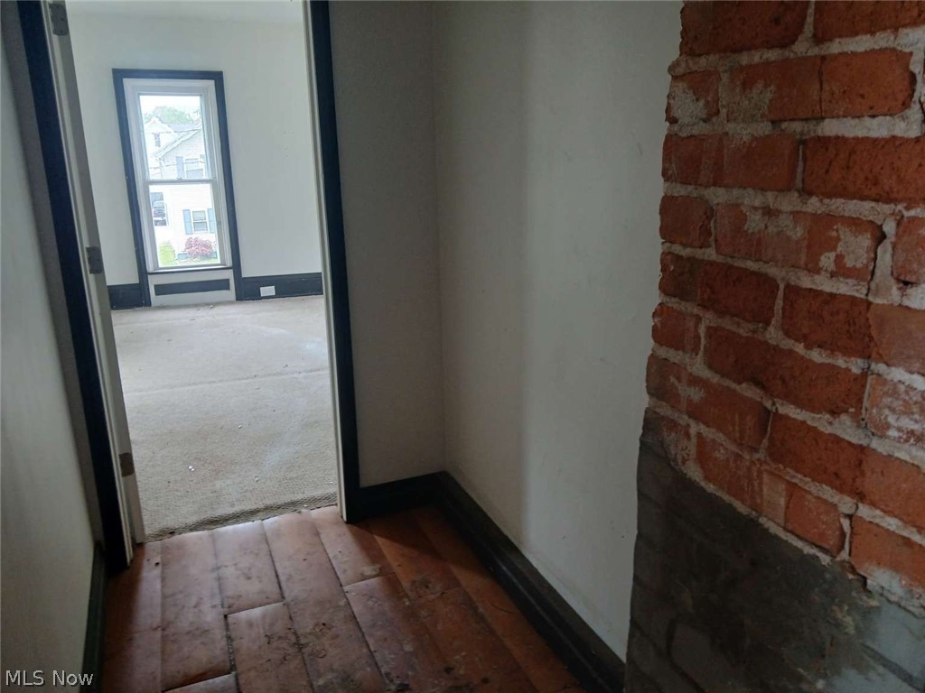 Comstock Thayer & Whitney - Residential