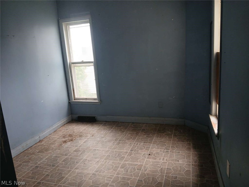 Comstock Thayer & Whitney - Residential