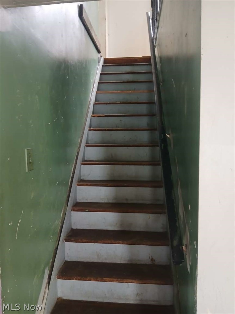 Comstock Thayer & Whitney - Residential
