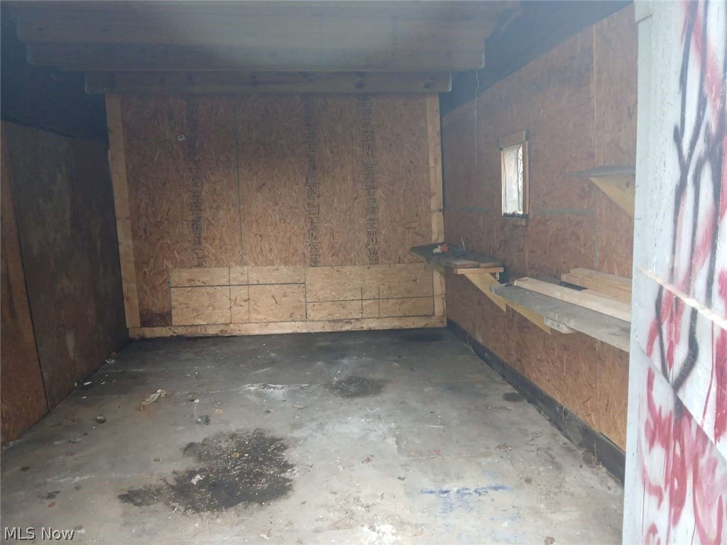 Comstock Thayer & Whitney - Residential