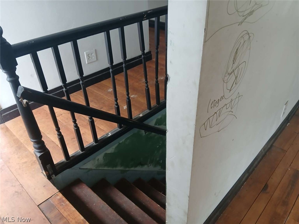 Comstock Thayer & Whitney - Residential