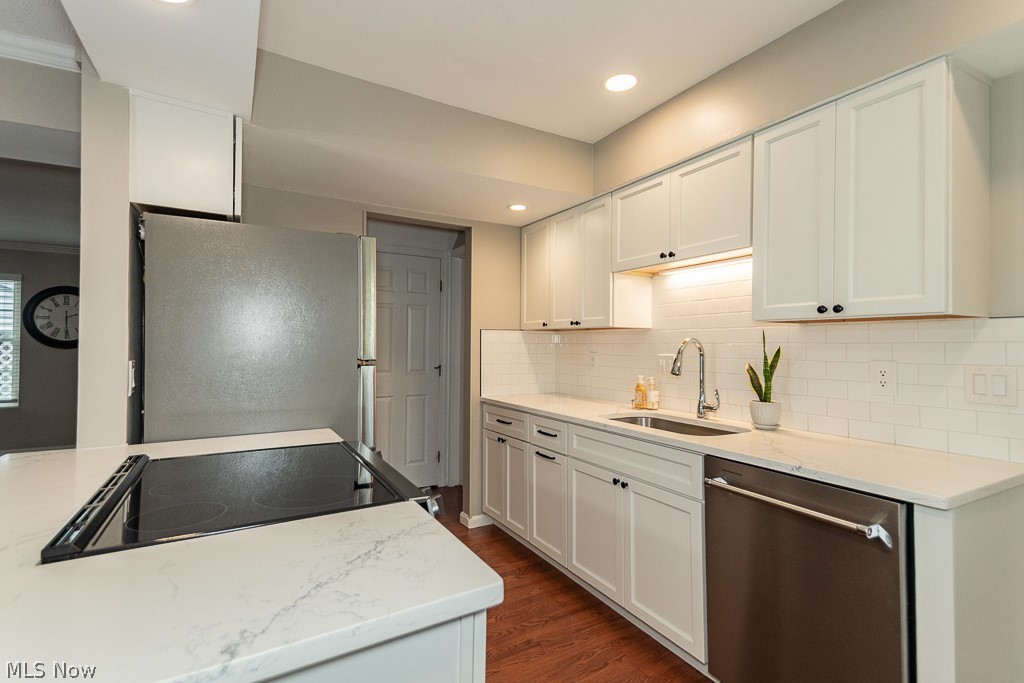Cobblestone Estates Condo - Residential