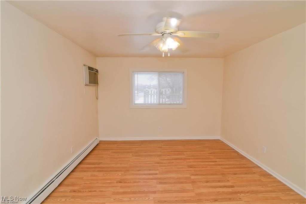 Washington Square 01 - Residential Lease