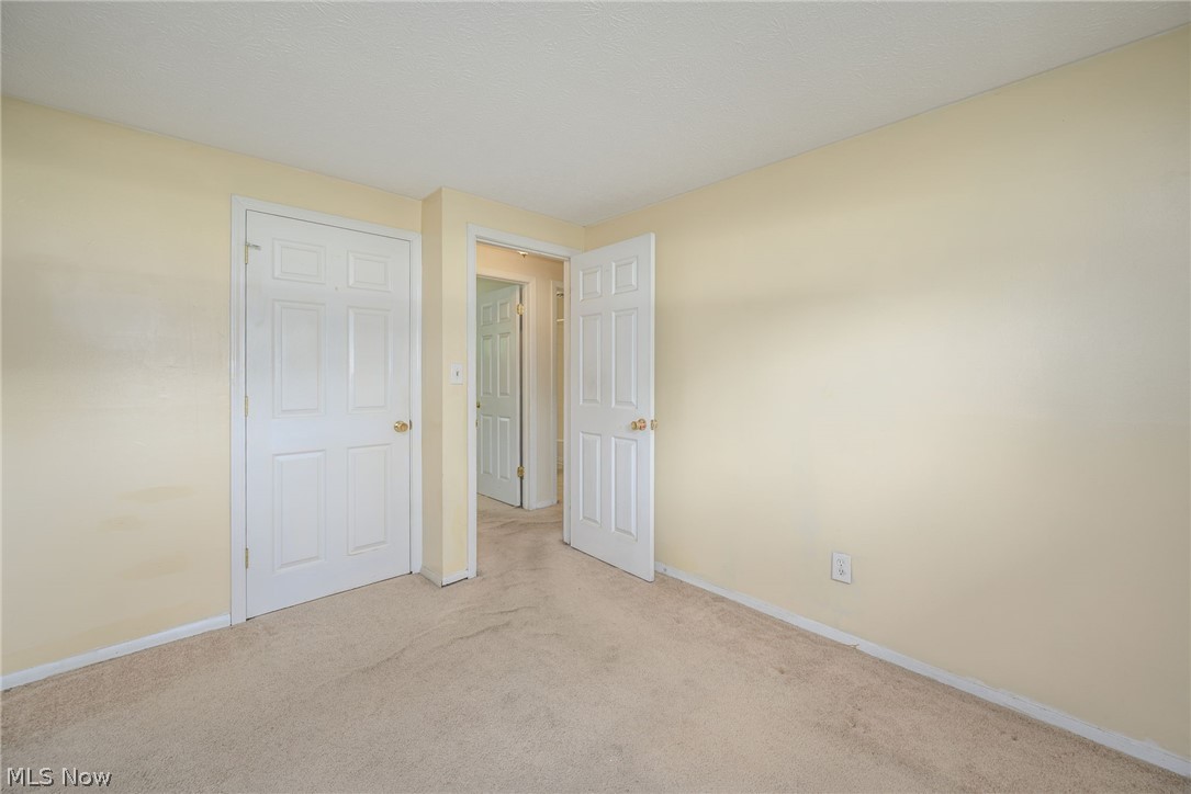 Valleybrook Village - Residential