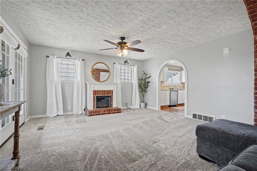 Arlington Waterloo Acres - Residential