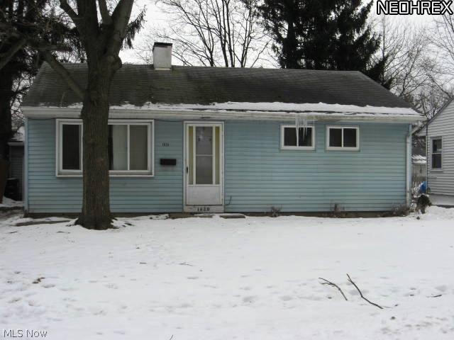 Attention Investors! Don't miss this opportunity at 1620 Claudia. Tenant in place on a month to month lease. In good condition (inside & out). Close to bus route, highway and stores.
